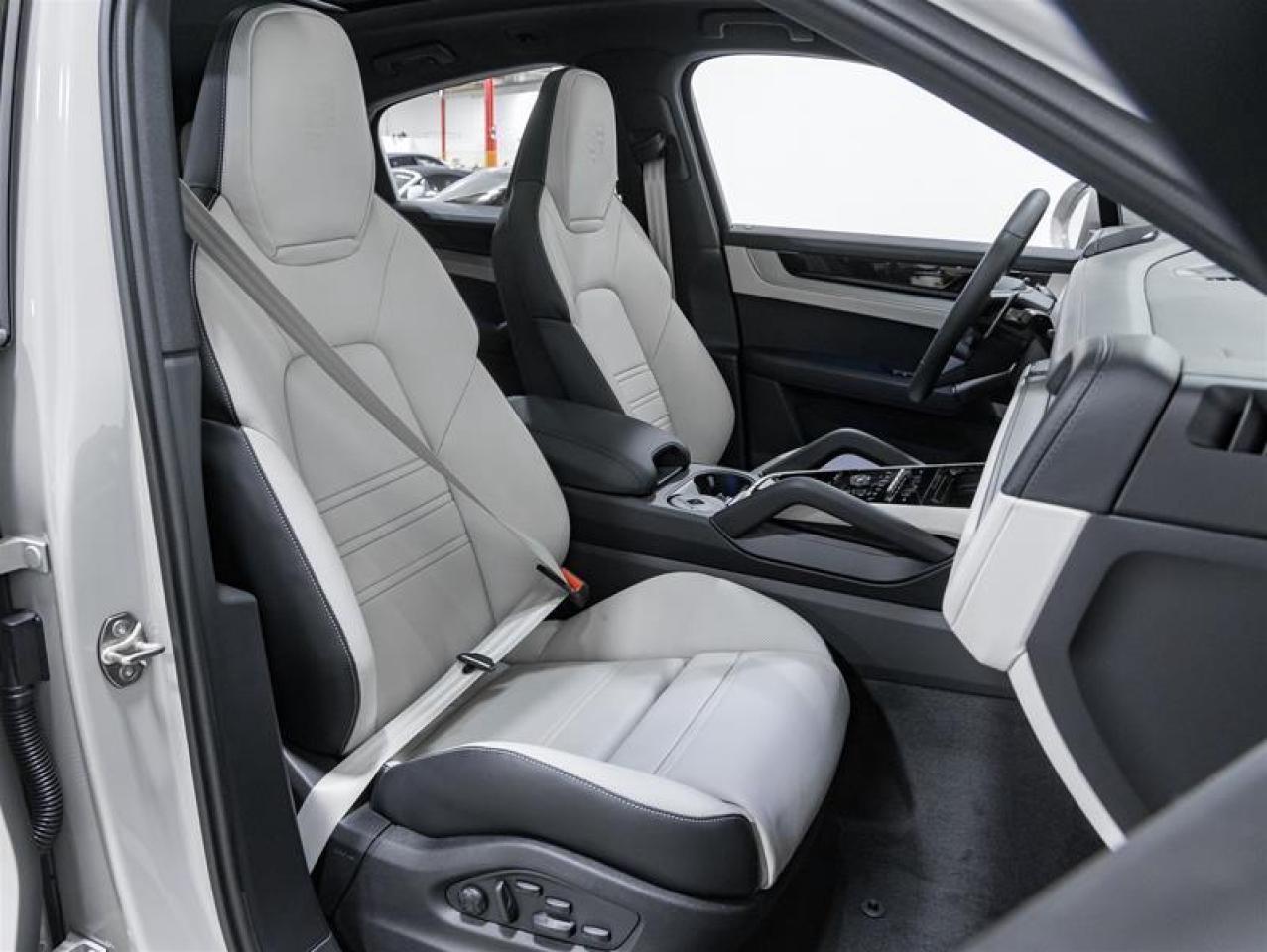 2026 Porsche Cayenne  Photo