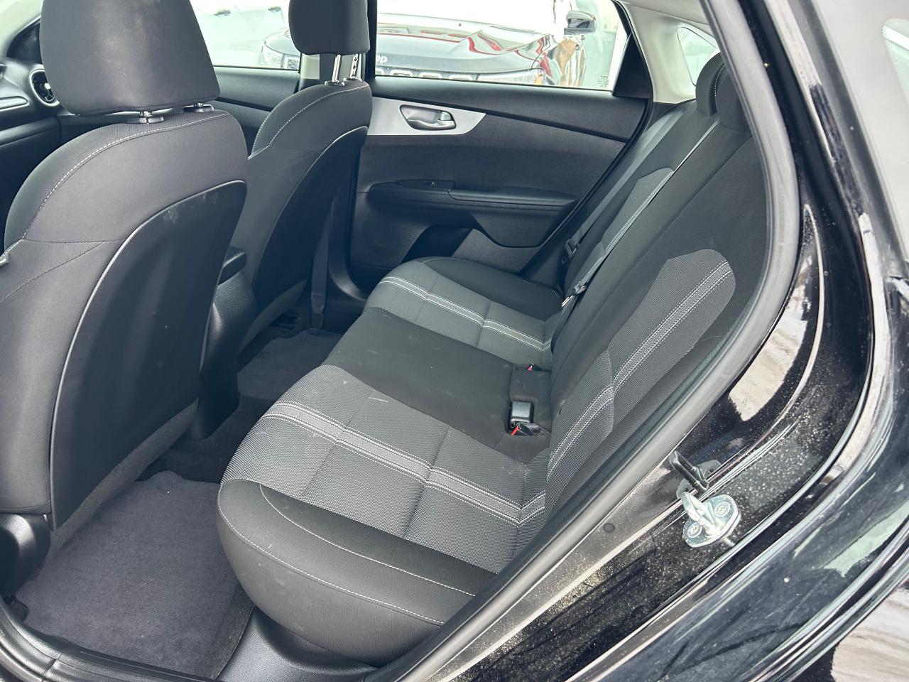 2023 Kia Forte LX 4dr Sedan Photo