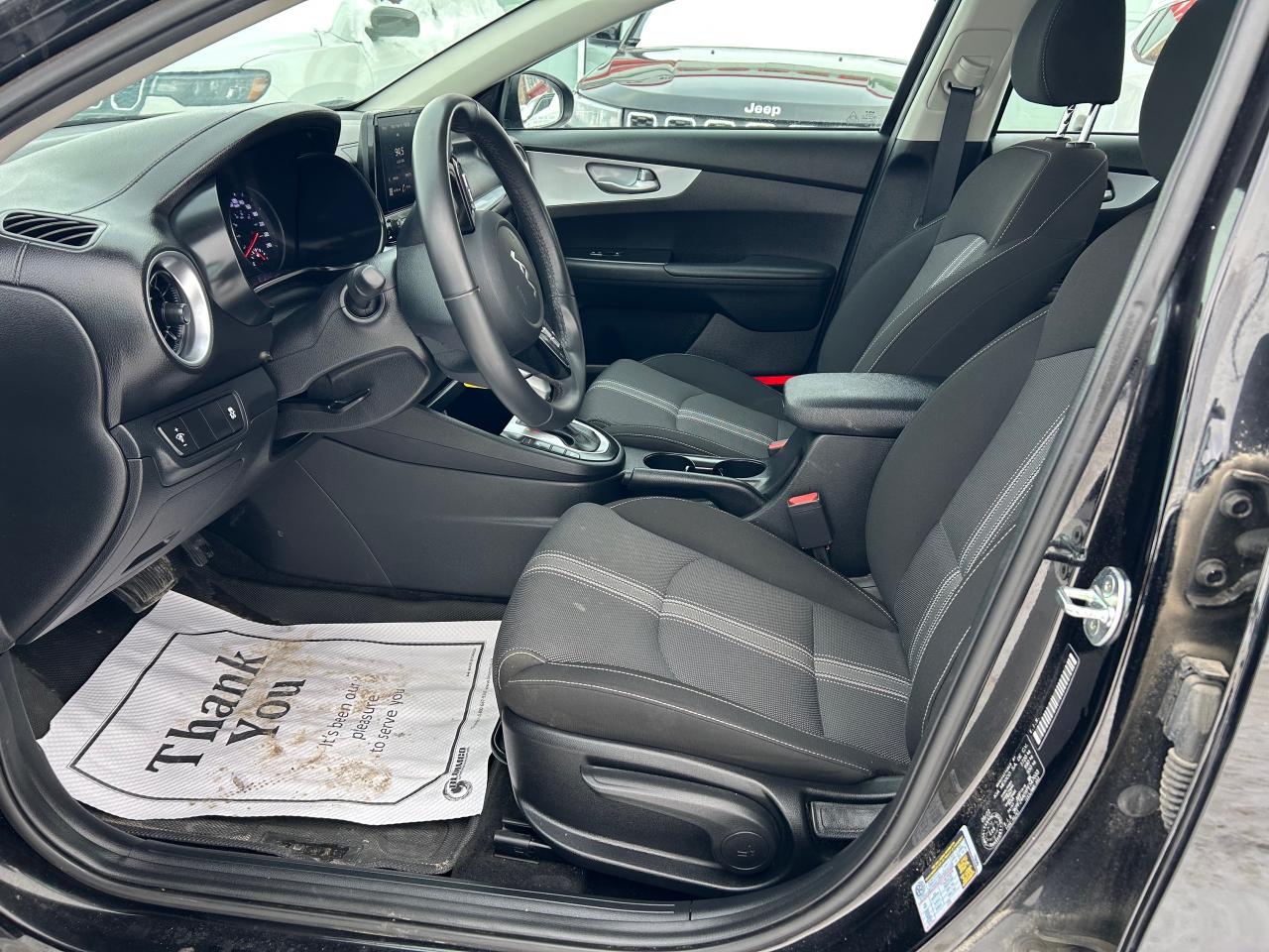 2023 Kia Forte LX 4dr Sedan Photo