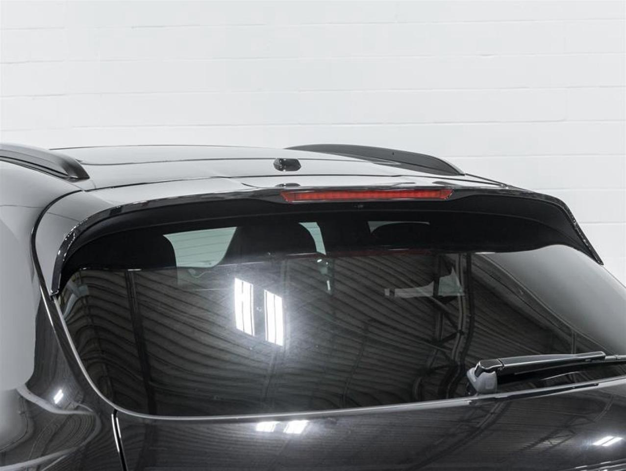 2026 Porsche Macan  Photo