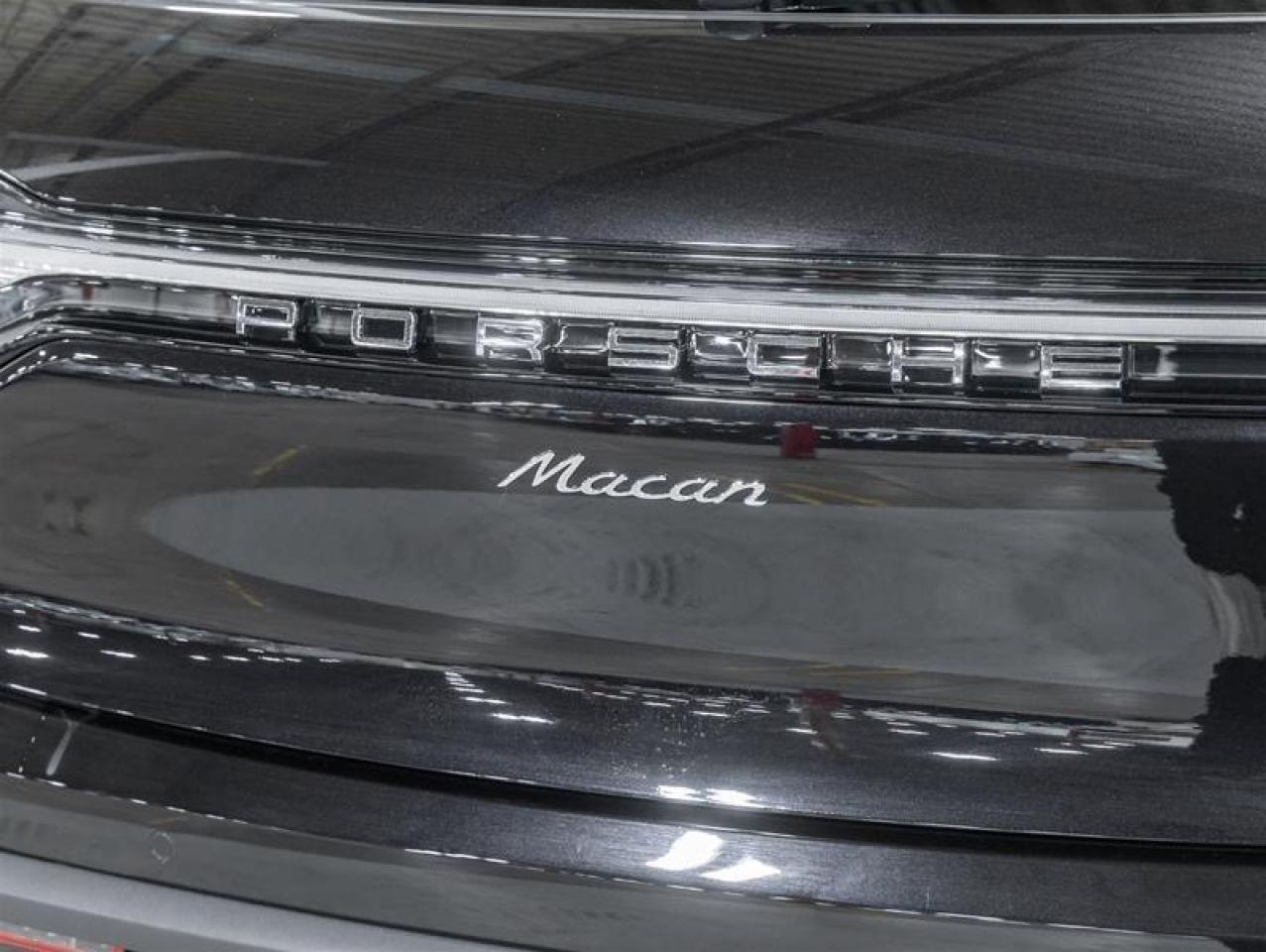 2026 Porsche Macan  Photo