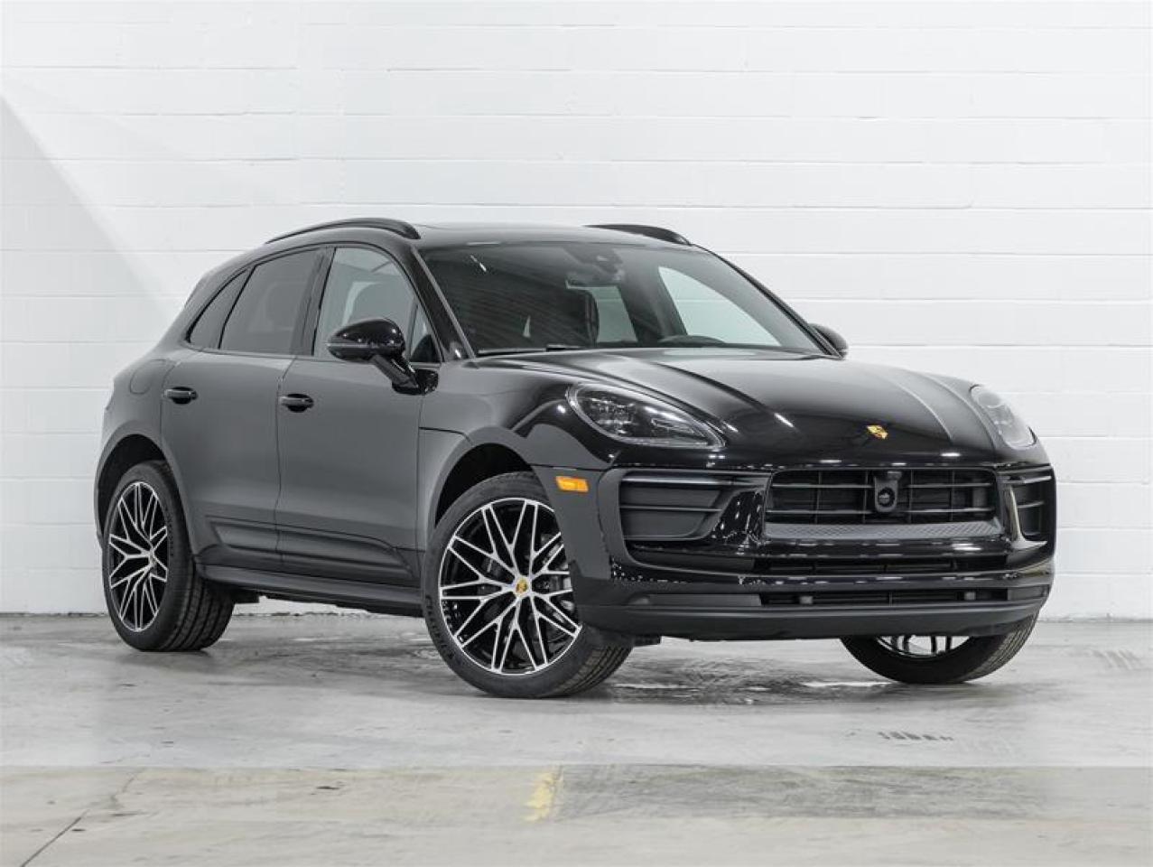 2026 Porsche Macan  Photo