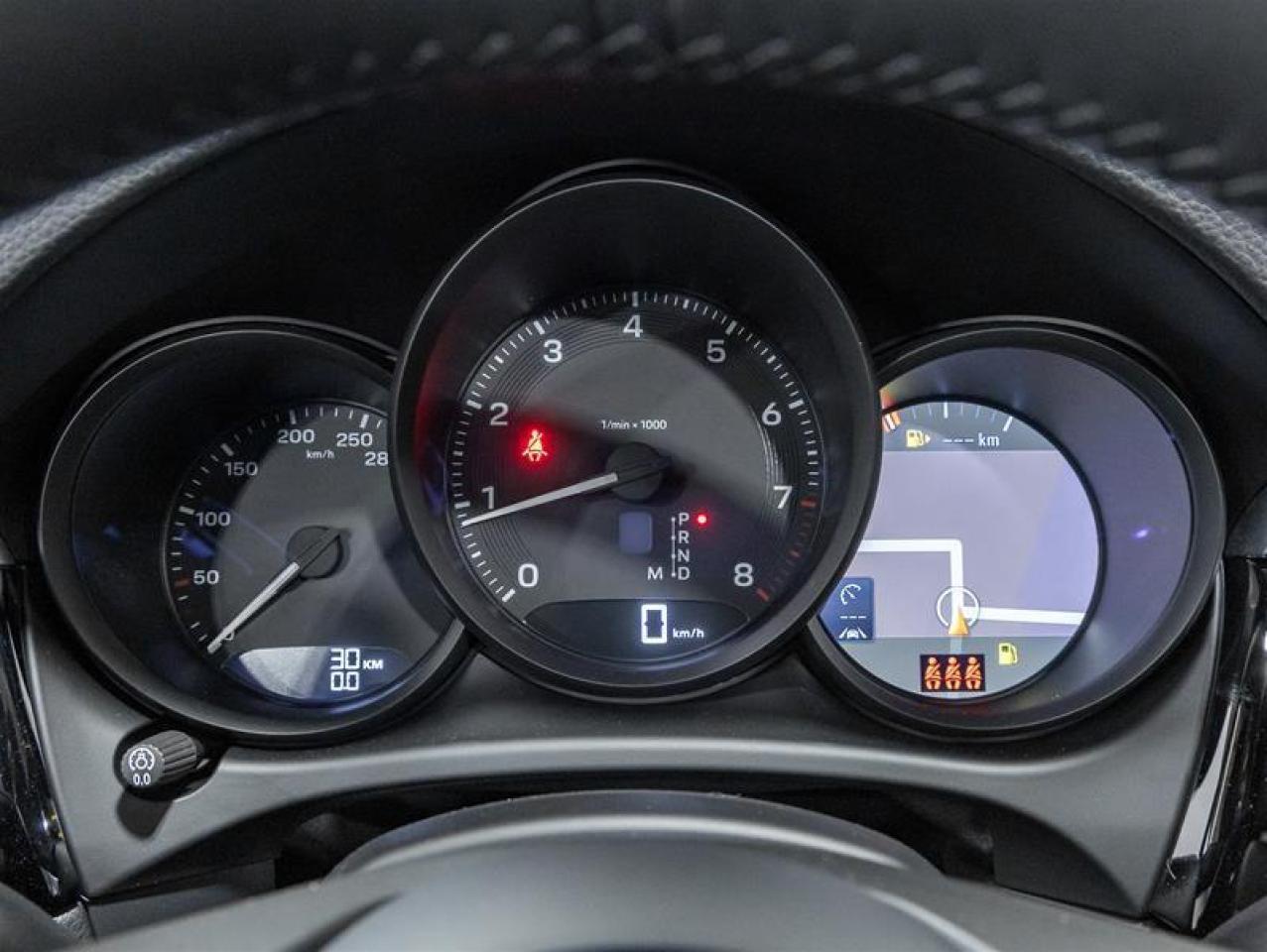 2026 Porsche Macan  Photo