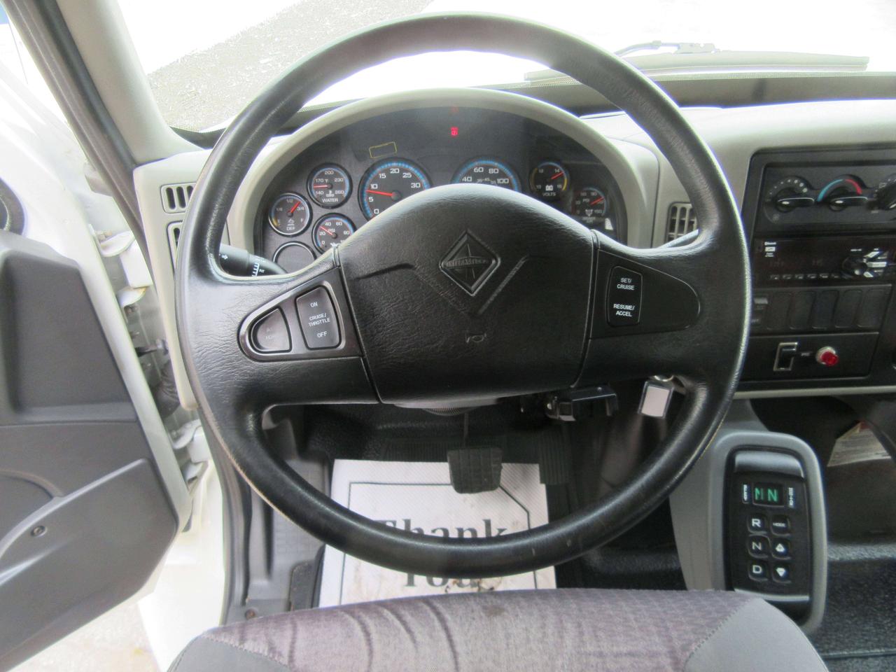 2017 International 4300 CREW CAB DUMPING FLAT DECK Photo