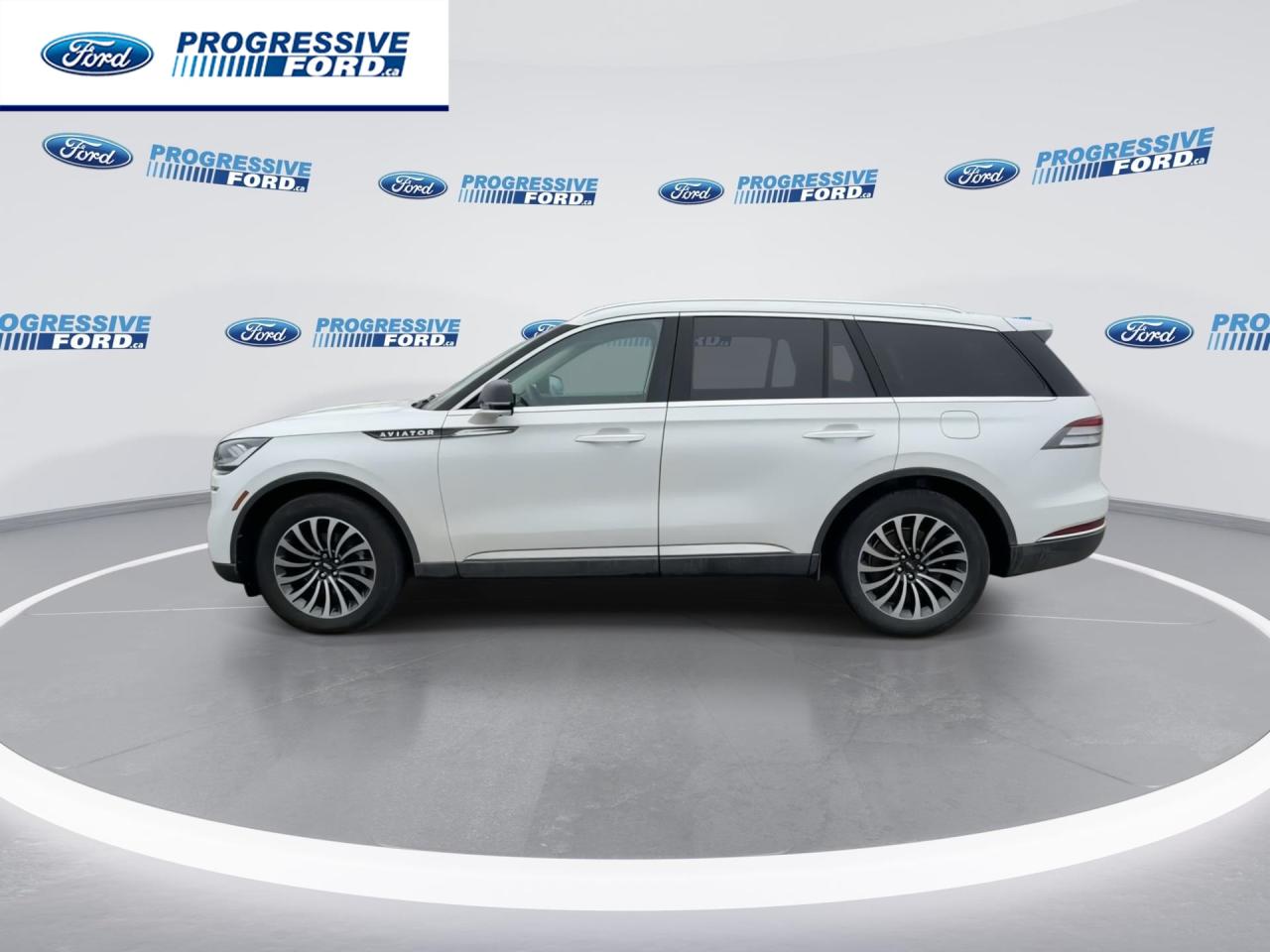 2021 Lincoln Aviator Reserve 4dr All-Wheel Drive Photo4