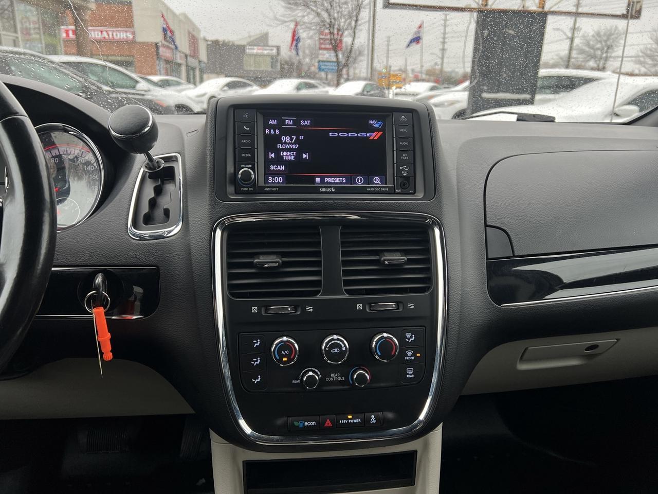 2019 Dodge Grand Caravan SXT Premium Plus   Leather   Power Sliding Doors Photo