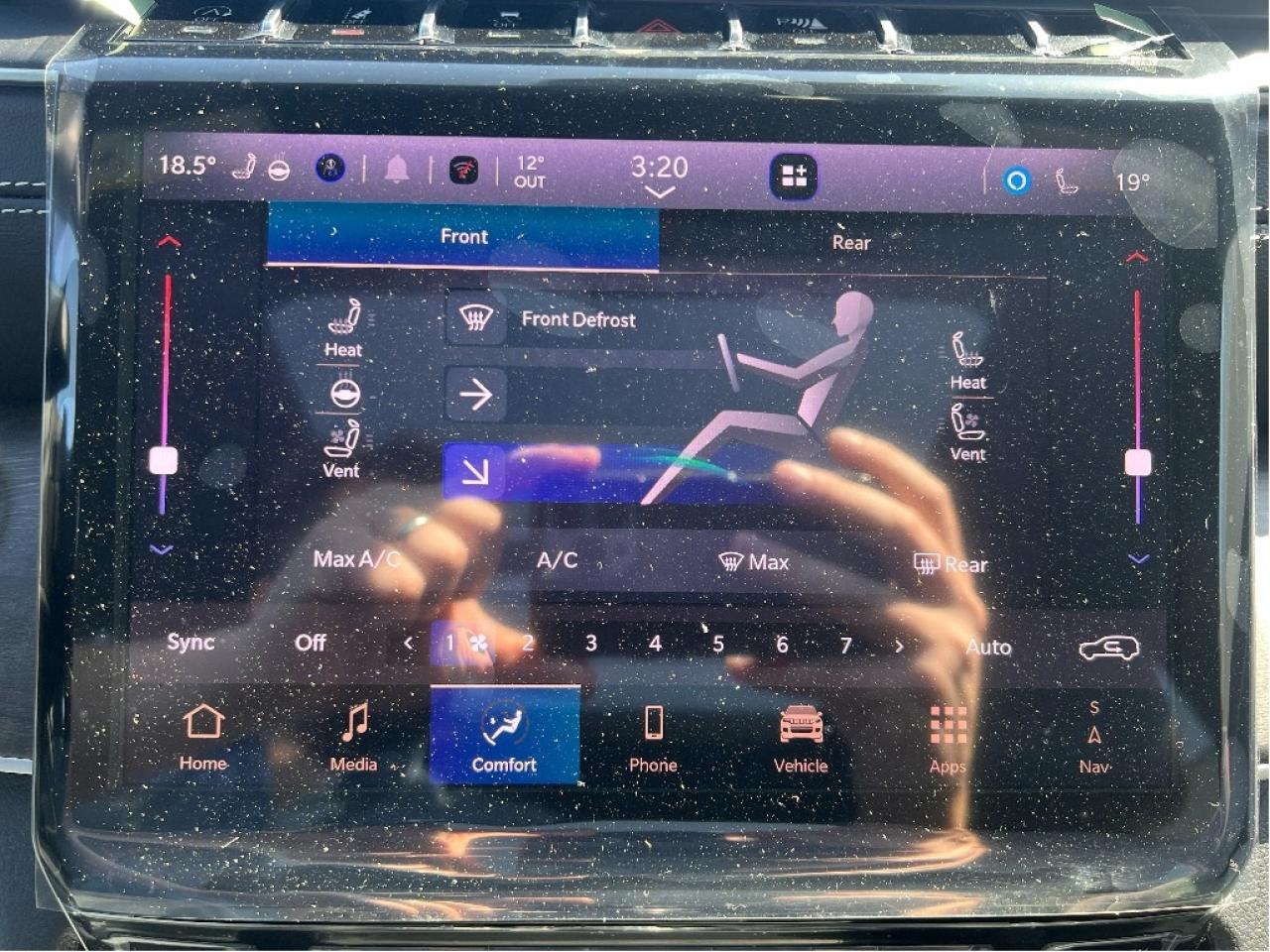 2025 Jeep Grand Cherokee L Limited w/Luxury Group, Sunroof, Black Appearance Photo