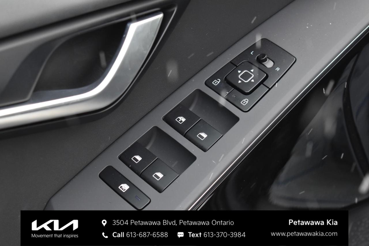 2025 Kia Niro Plug-In Hybrid EX 4dr Front-Wheel Drive Sport Utility Photo