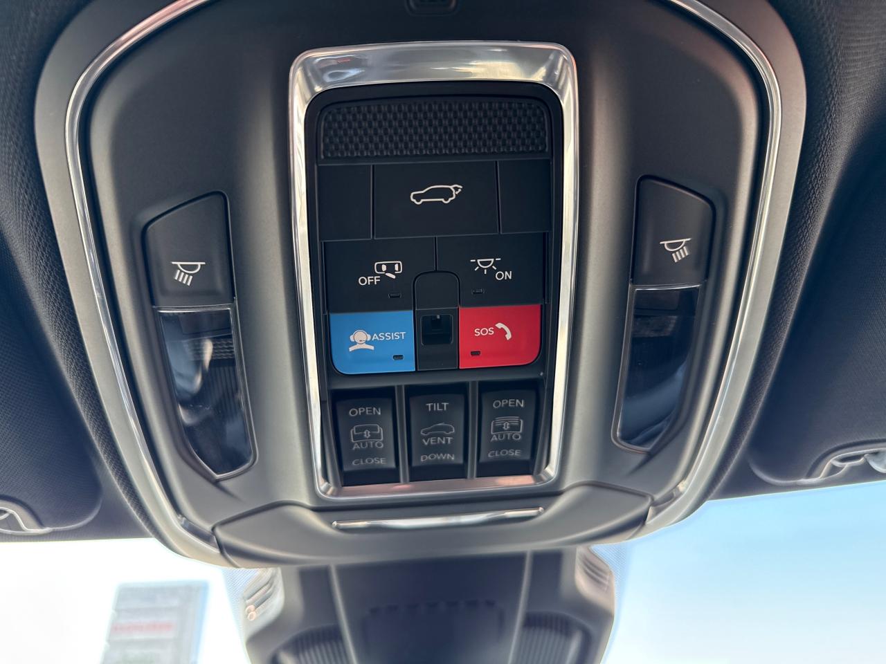 2026 Jeep Cherokee Laredo/Limited 4dr 4x4 Photo