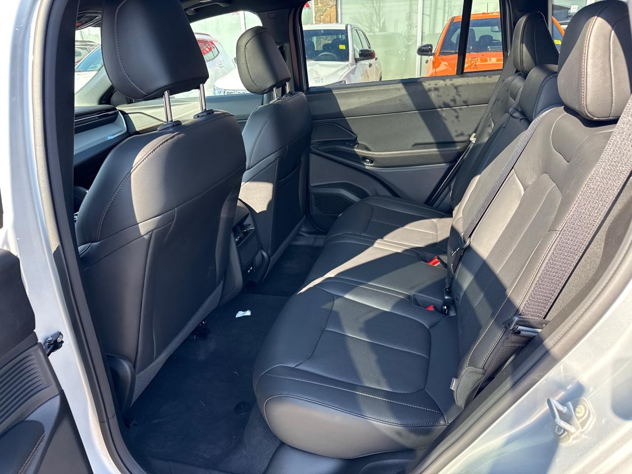 2026 Jeep Cherokee Laredo/Limited 4dr 4x4 Photo