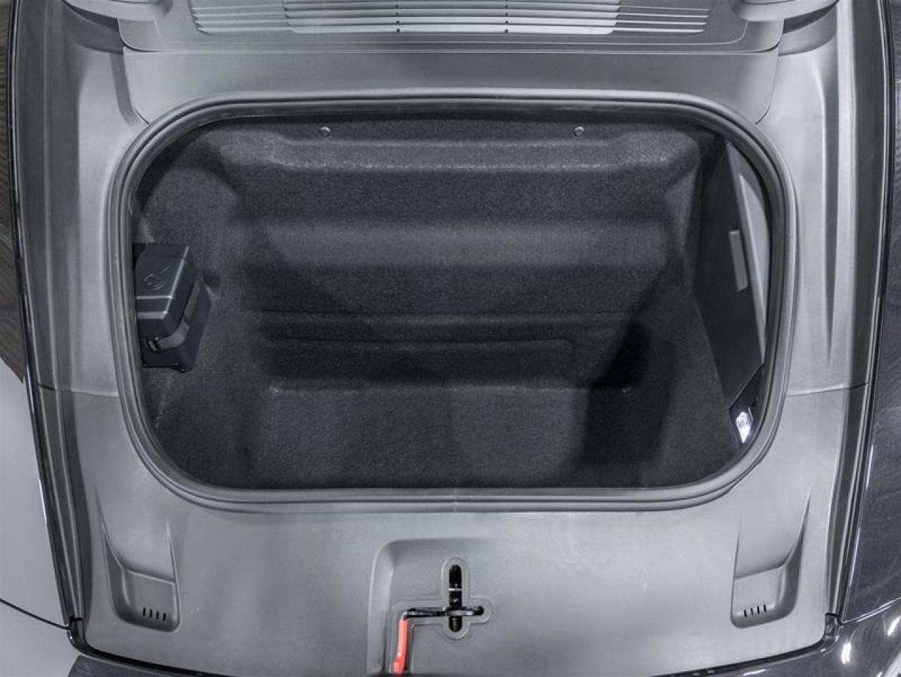 2026 Porsche 911  Photo2