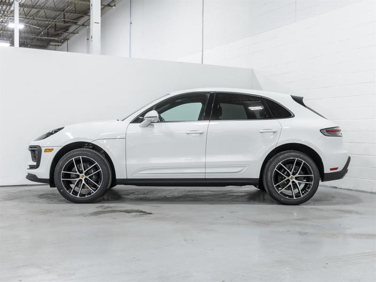 2026 Porsche Macan  Photo