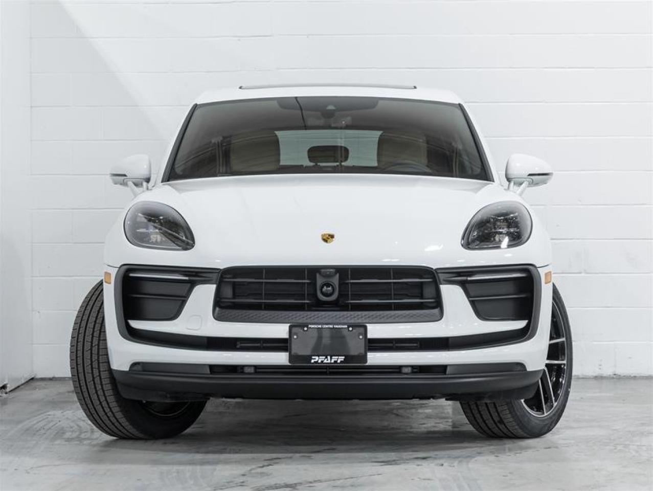 2026 Porsche Macan  Photo