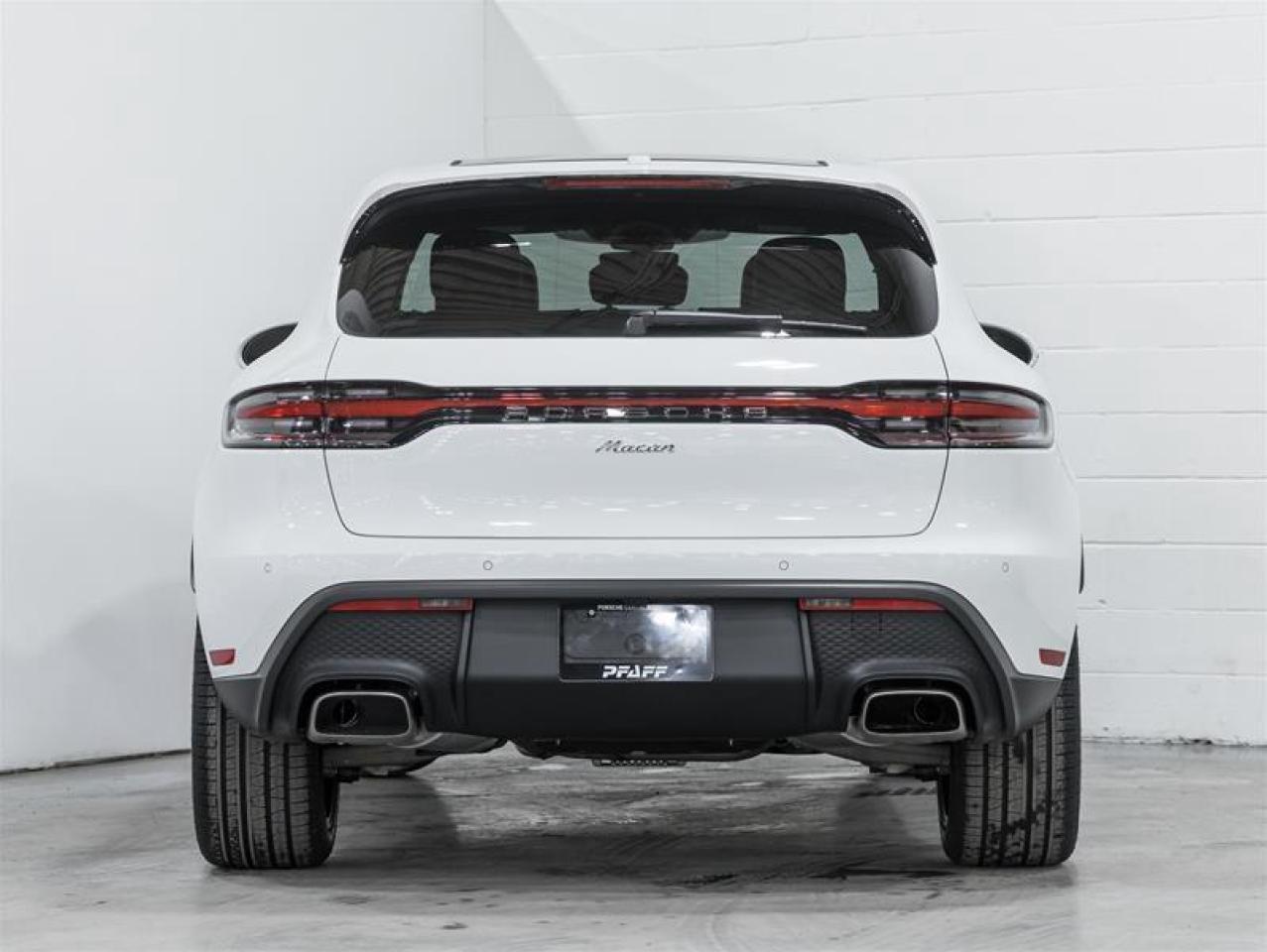 2026 Porsche Macan  Photo