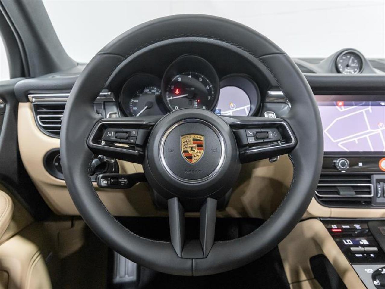 2026 Porsche Macan  Photo