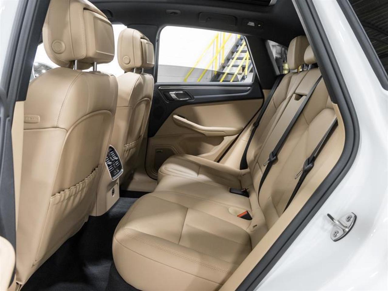 2026 Porsche Macan  Photo