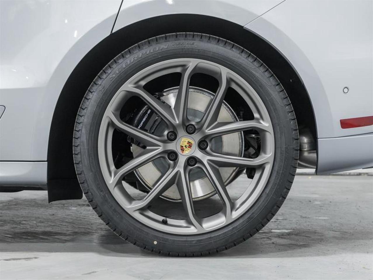 2026 Porsche Macan  Photo