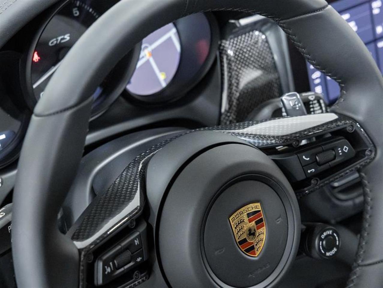 2026 Porsche Macan  Photo