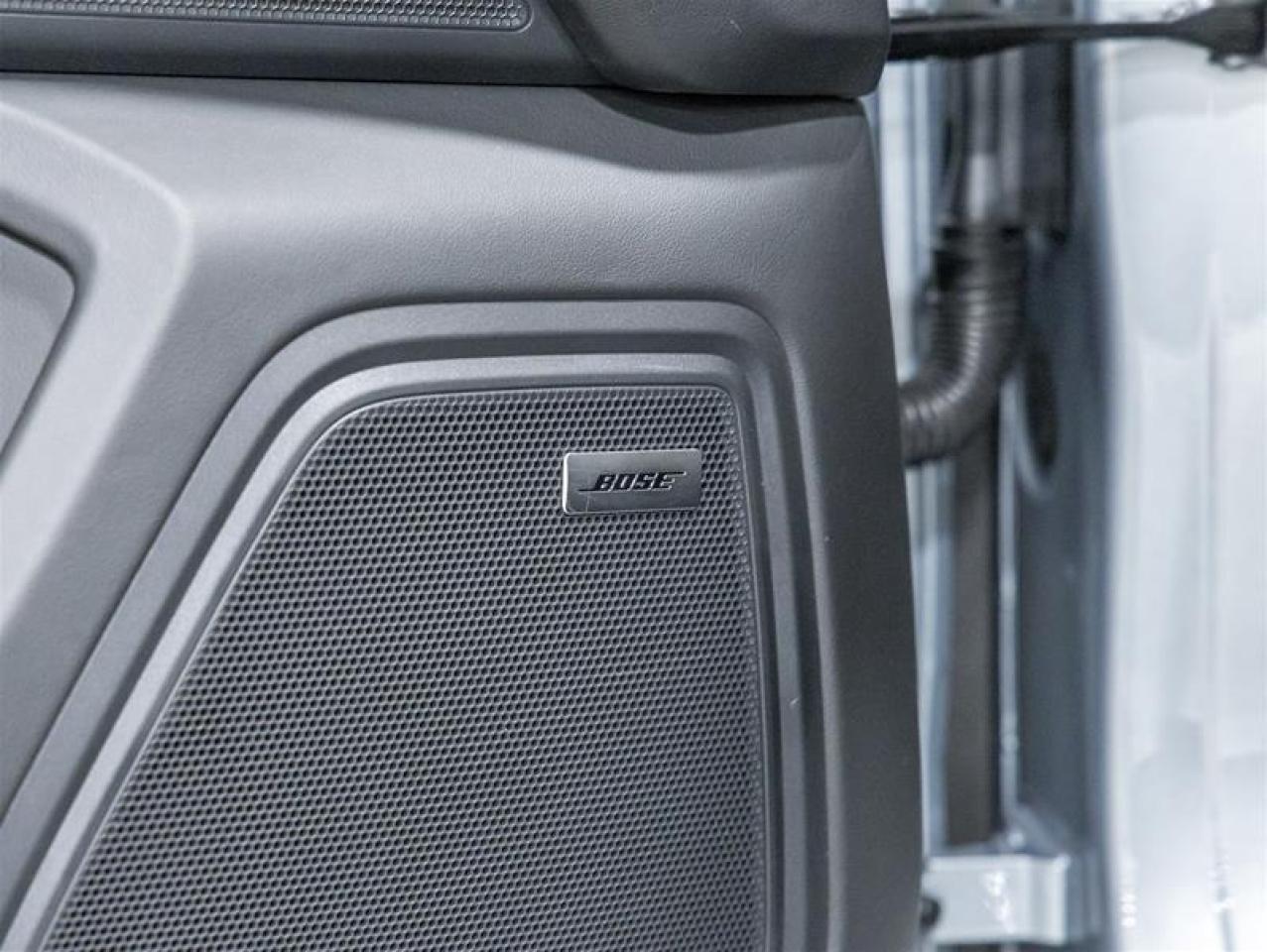 2026 Porsche Macan  Photo