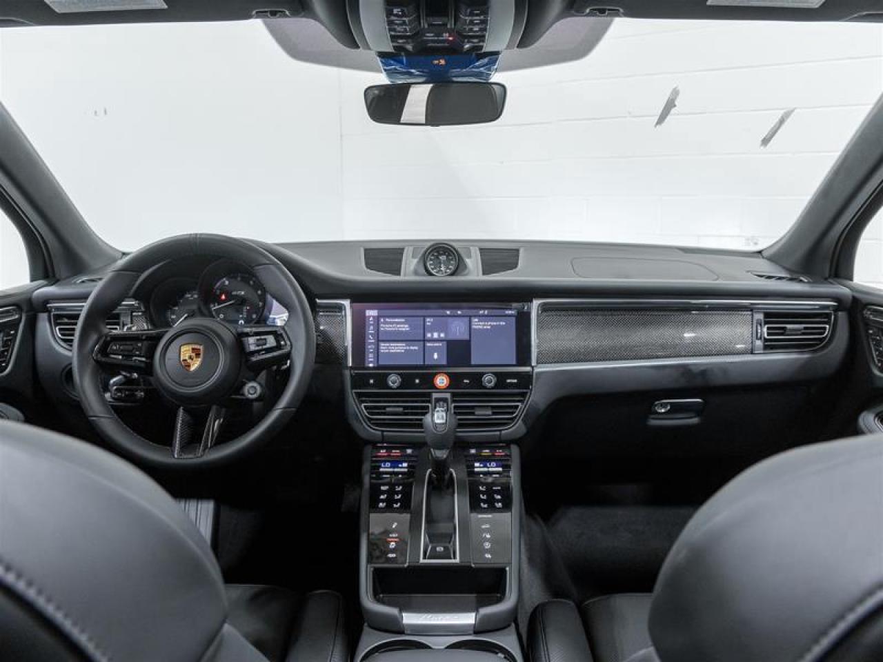 2026 Porsche Macan  Photo