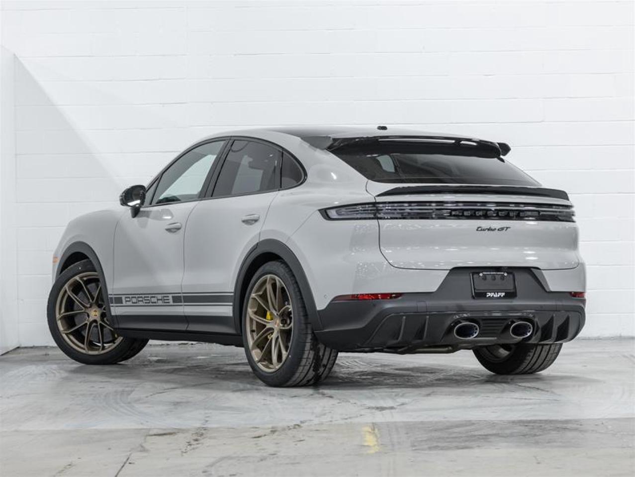 2026 Porsche Cayenne  Photo