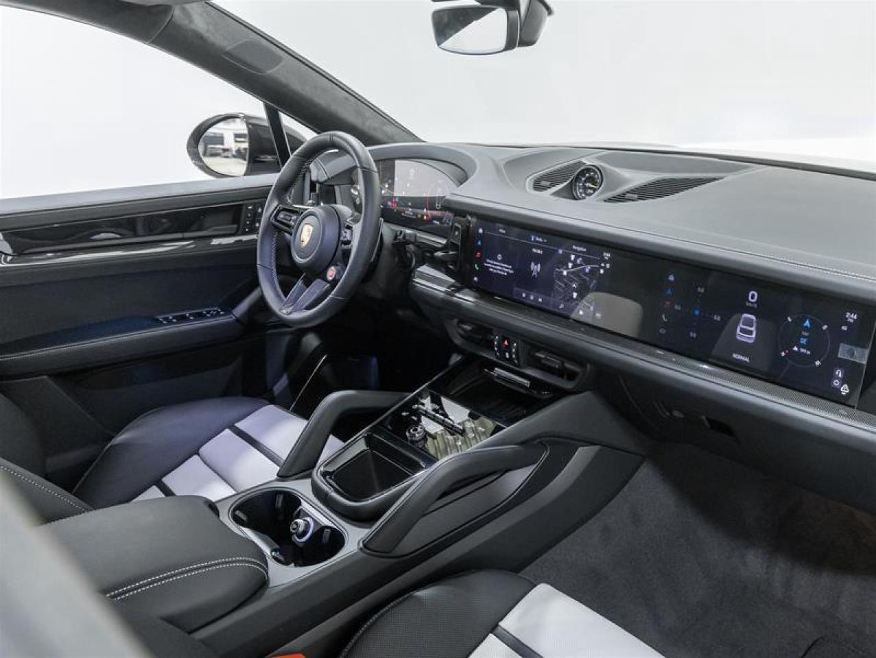 2026 Porsche Cayenne  Photo