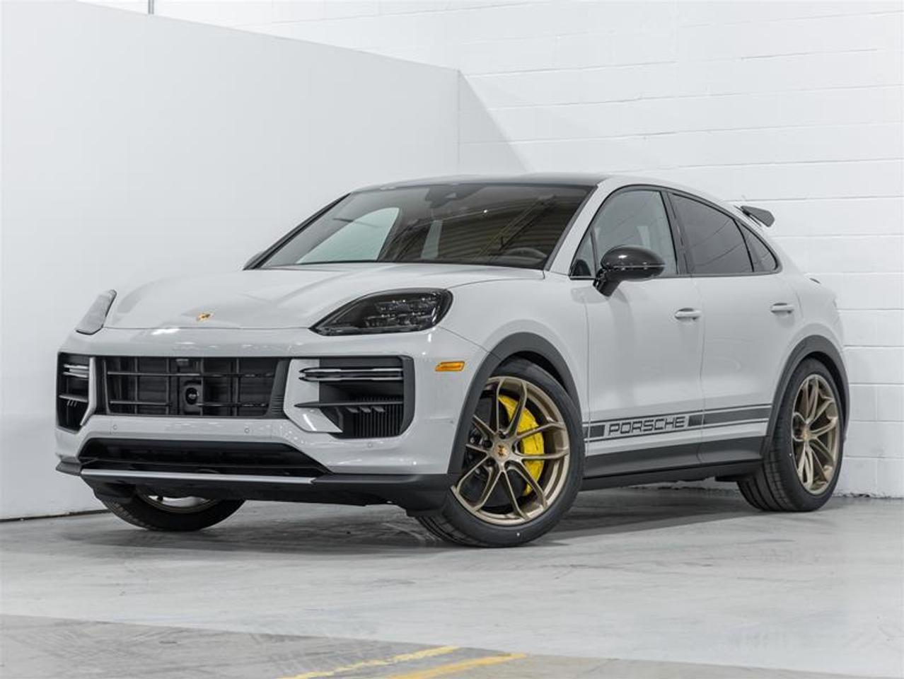 2026 Porsche Cayenne  Photo0
