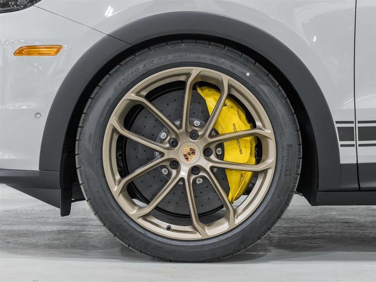 2026 Porsche Cayenne  Photo4