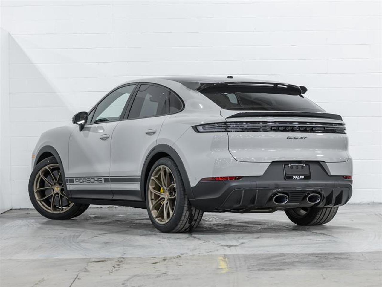 2026 Porsche Cayenne  Photo