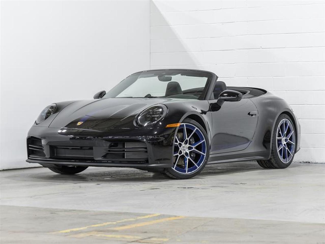 2026 Porsche 911  Photo0