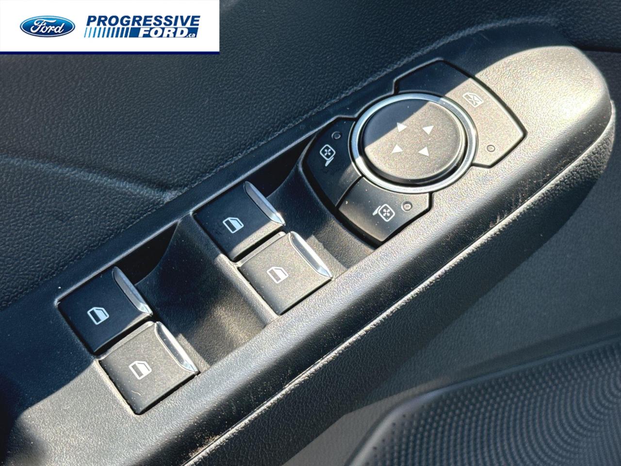 2025 Ford Escape Active 4dr Front-Wheel Drive Photo