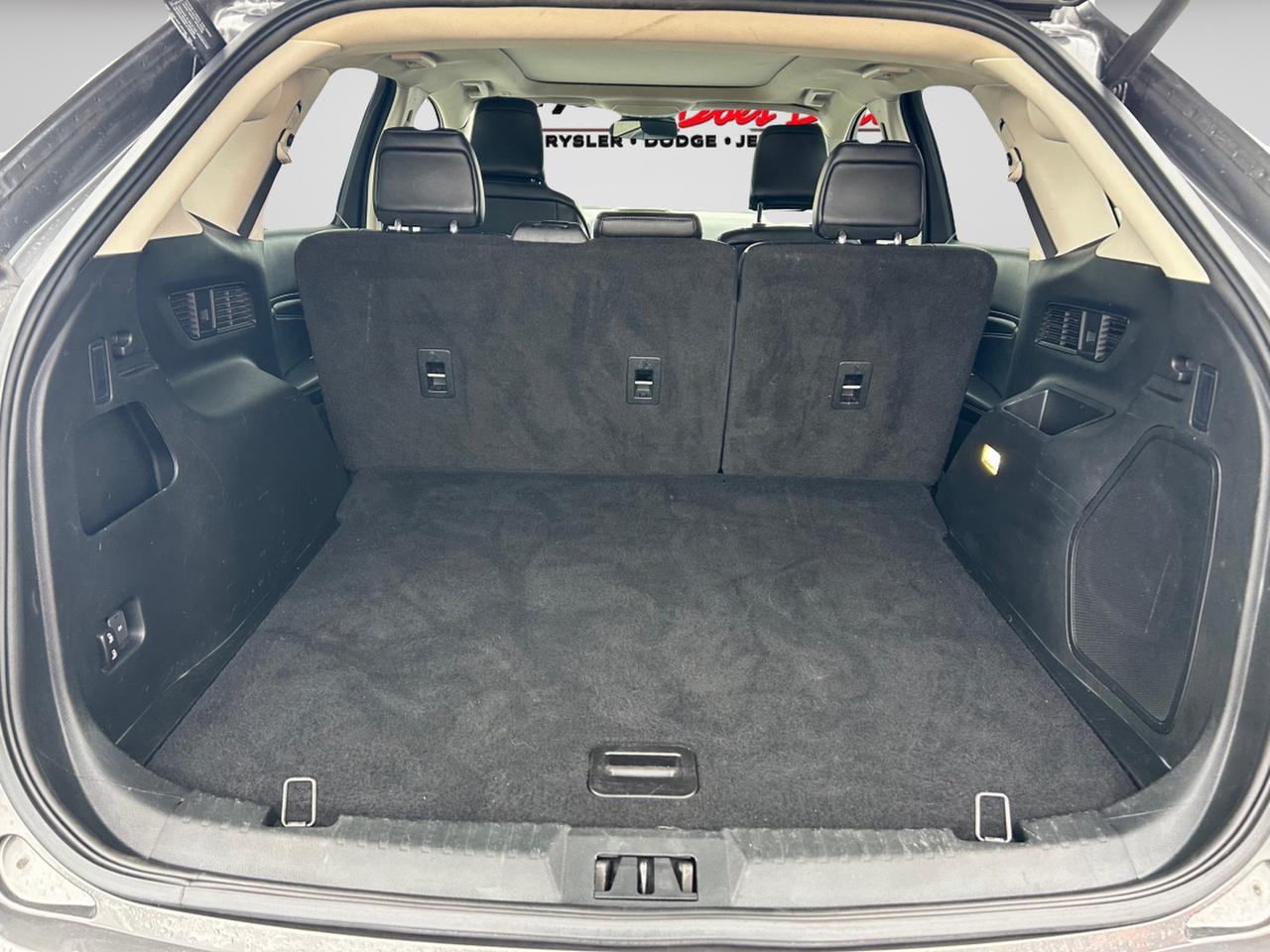 2022 Ford Edge TITANIUM 4DR ALL-WHEEL DRIVE Photo