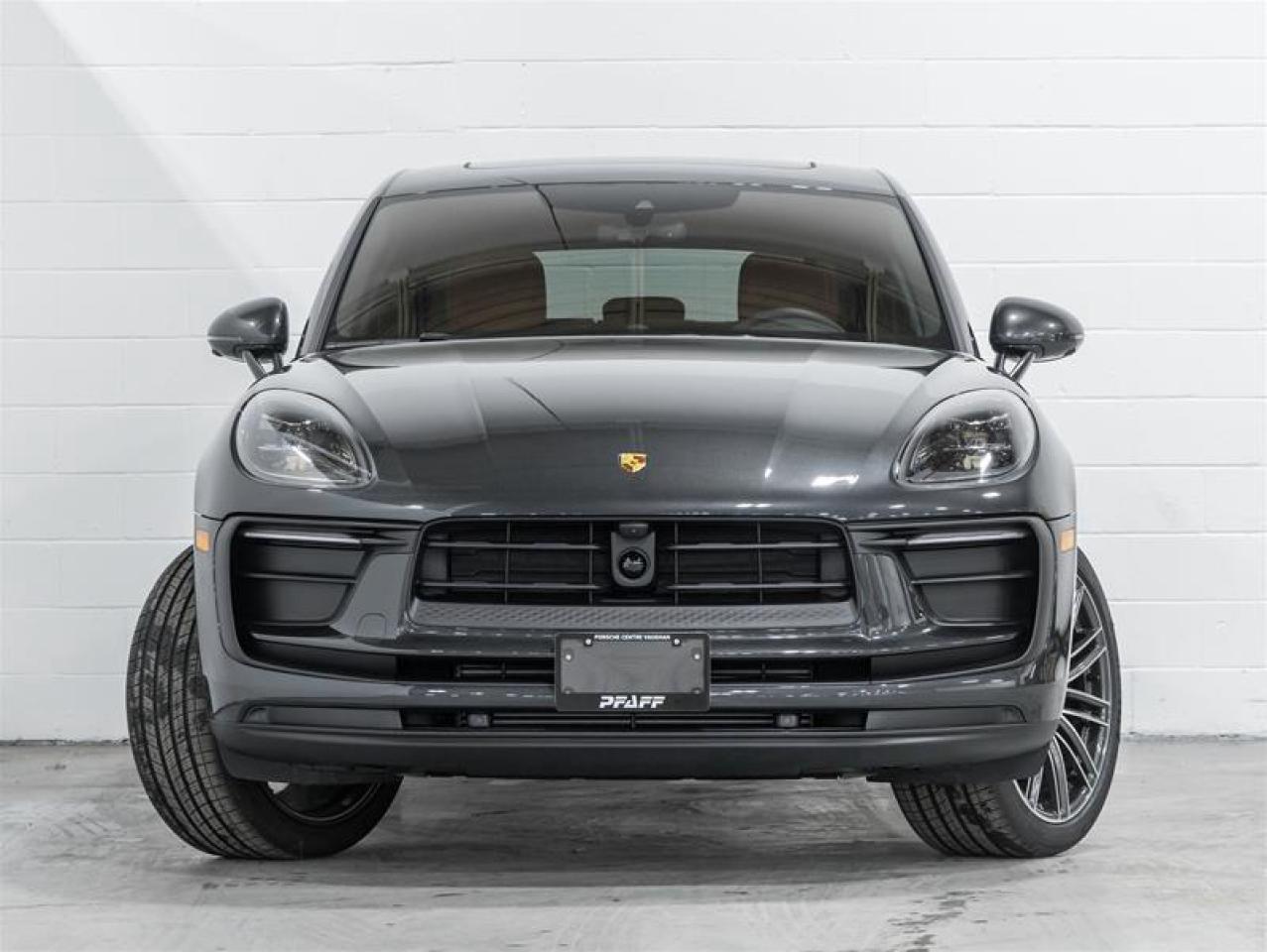 2026 Porsche Macan  Photo