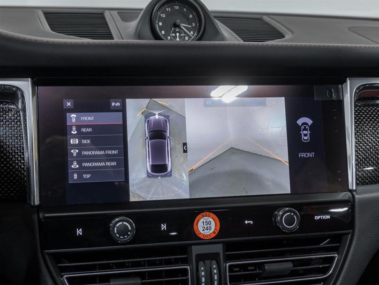 2026 Porsche Macan  Photo