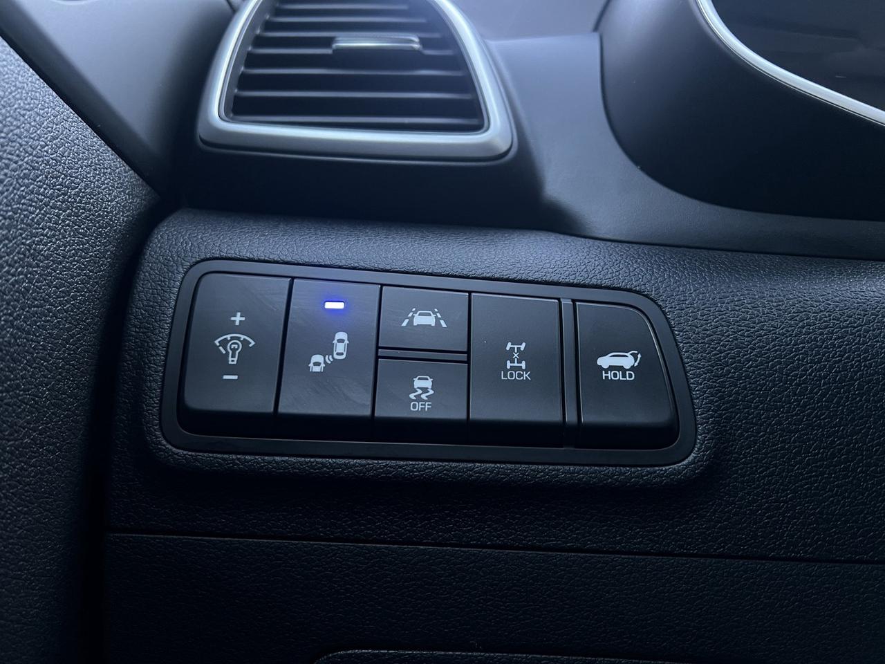 2021 Hyundai Tucson LUXURY AWD   Pano Roof   Leather   Lane Assist Photo