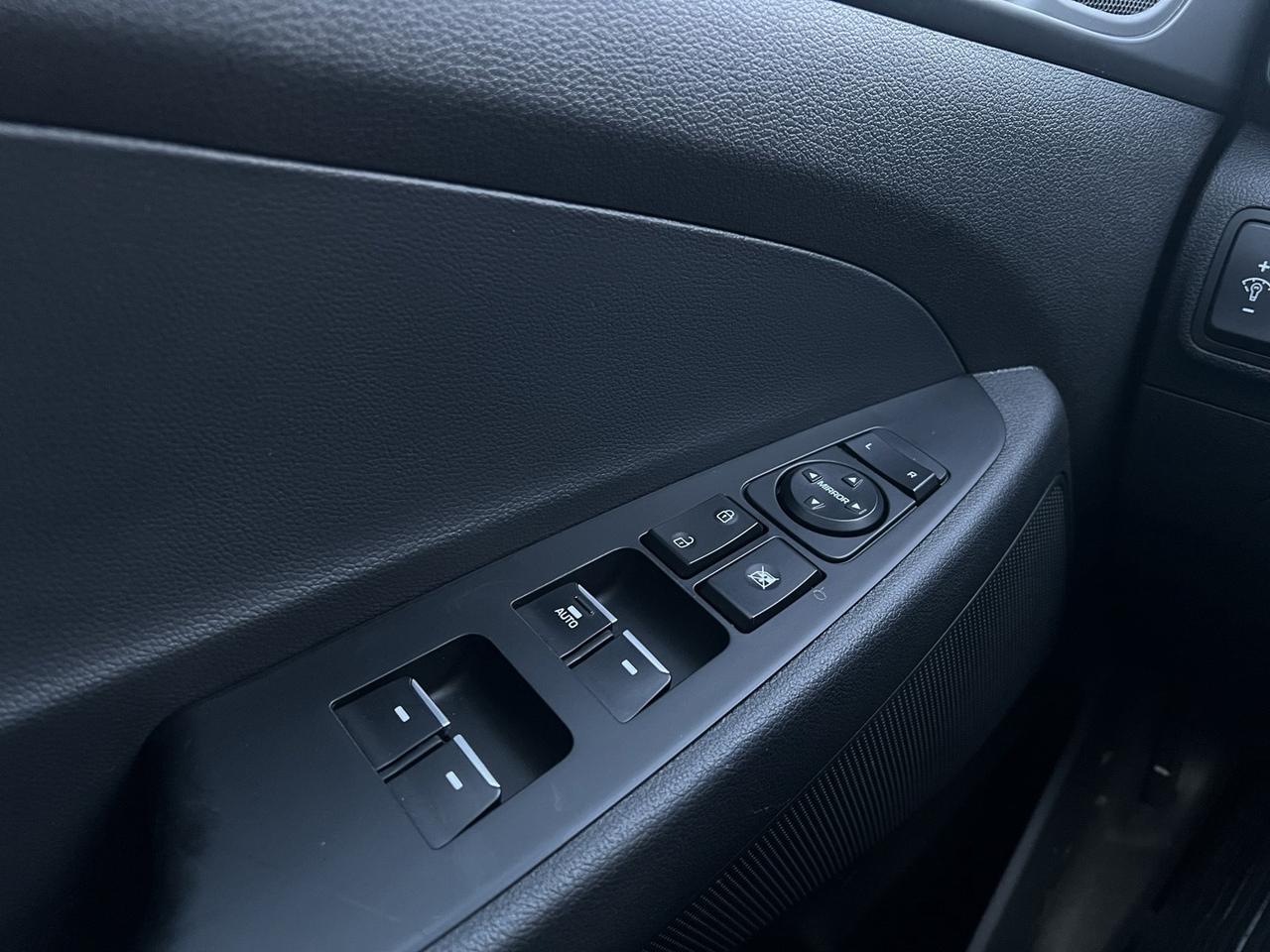 2021 Hyundai Tucson LUXURY AWD   Pano Roof   Leather   Lane Assist Photo