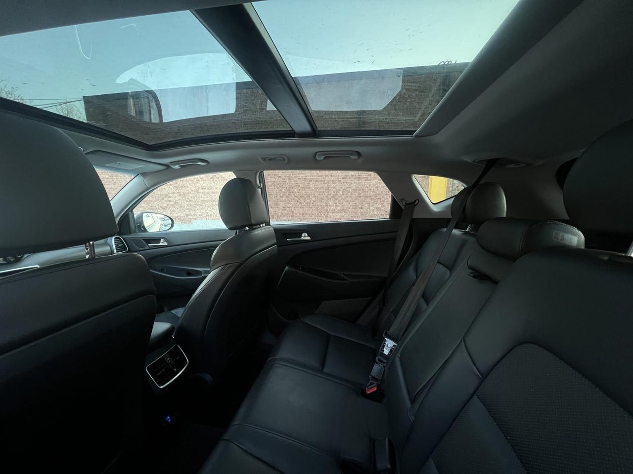 2021 Hyundai Tucson LUXURY AWD   Pano Roof   Leather   Lane Assist Photo