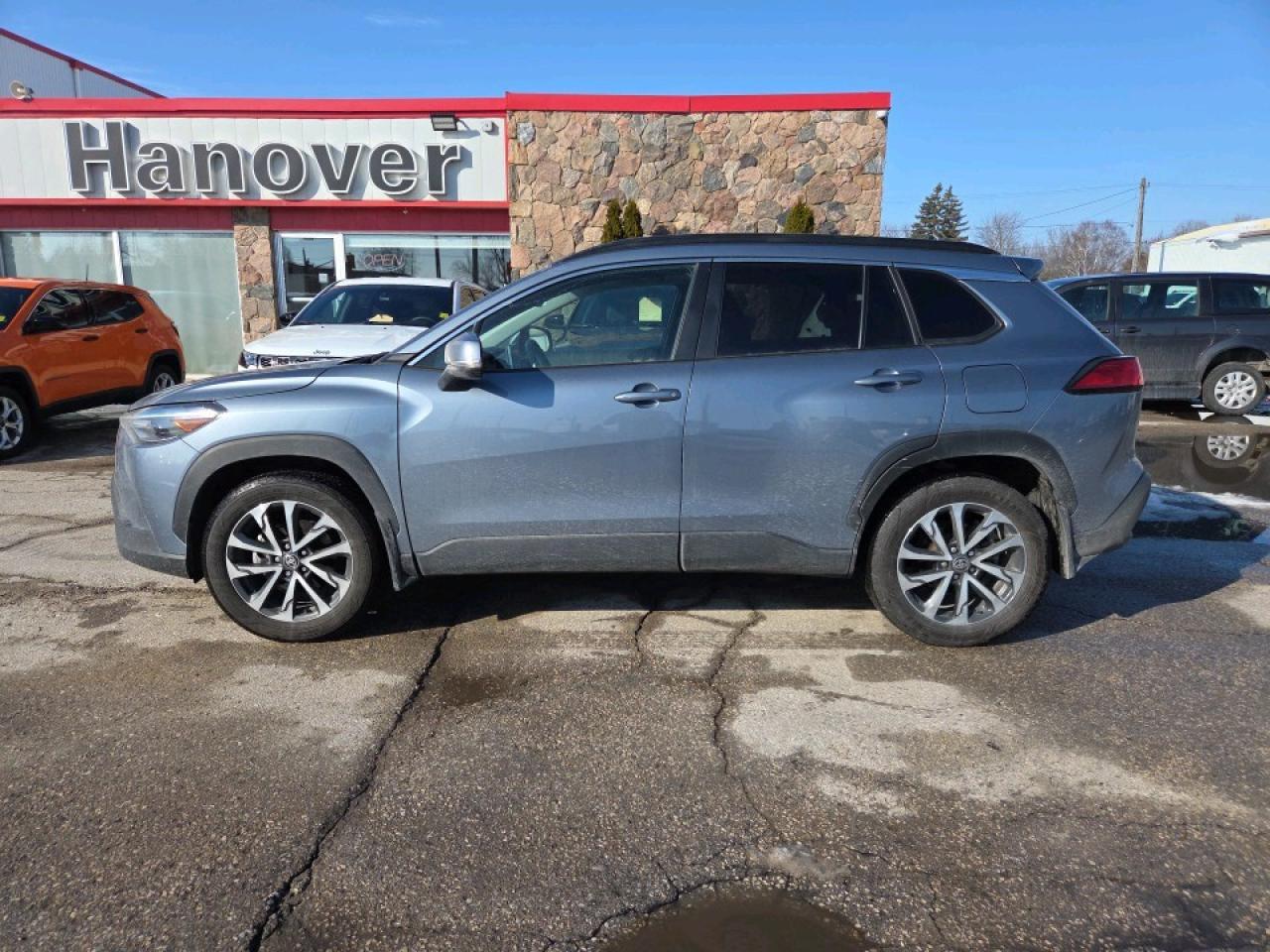 2024 Toyota Corolla Cross XLE 4dr All-Wheel Drive Photo