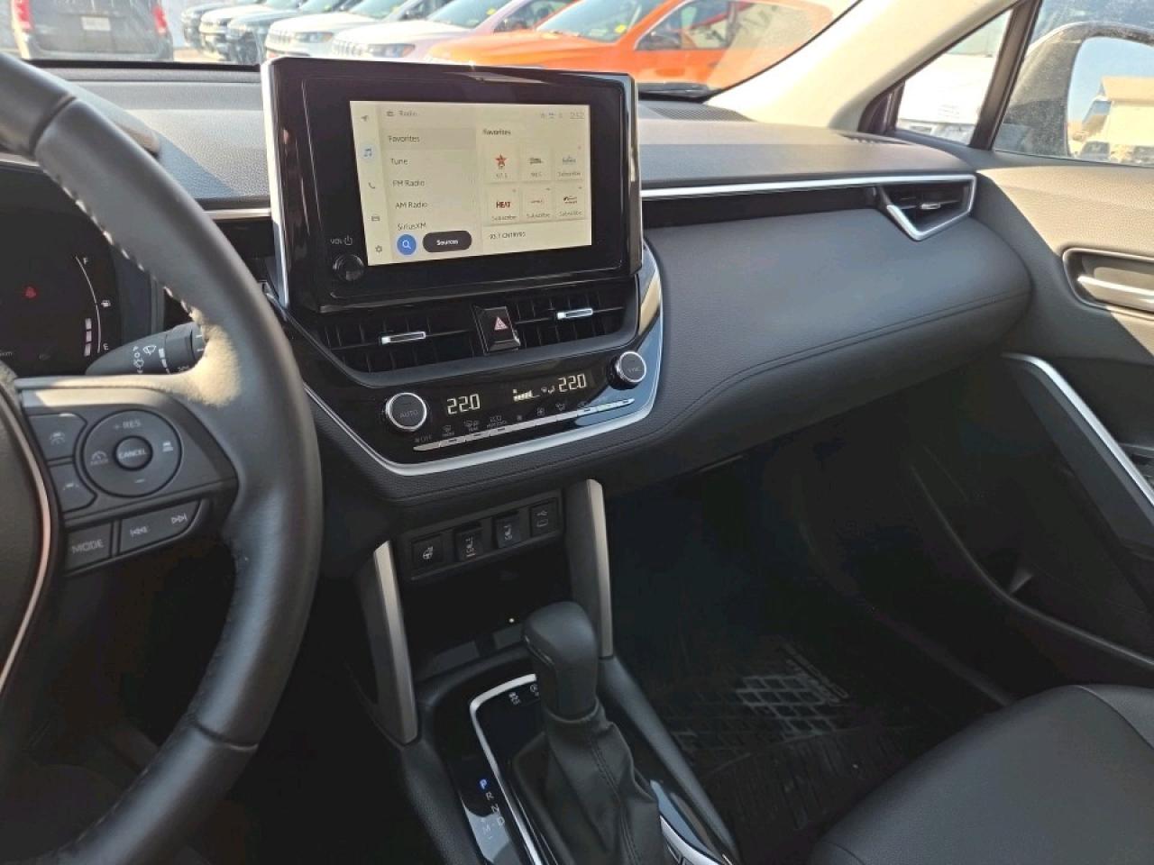 2024 Toyota Corolla Cross XLE 4dr All-Wheel Drive Photo