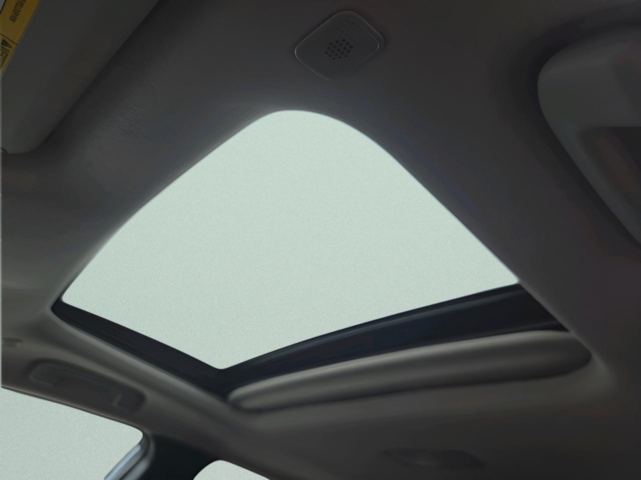 2024 Toyota Corolla Cross XLE 4dr All-Wheel Drive Photo