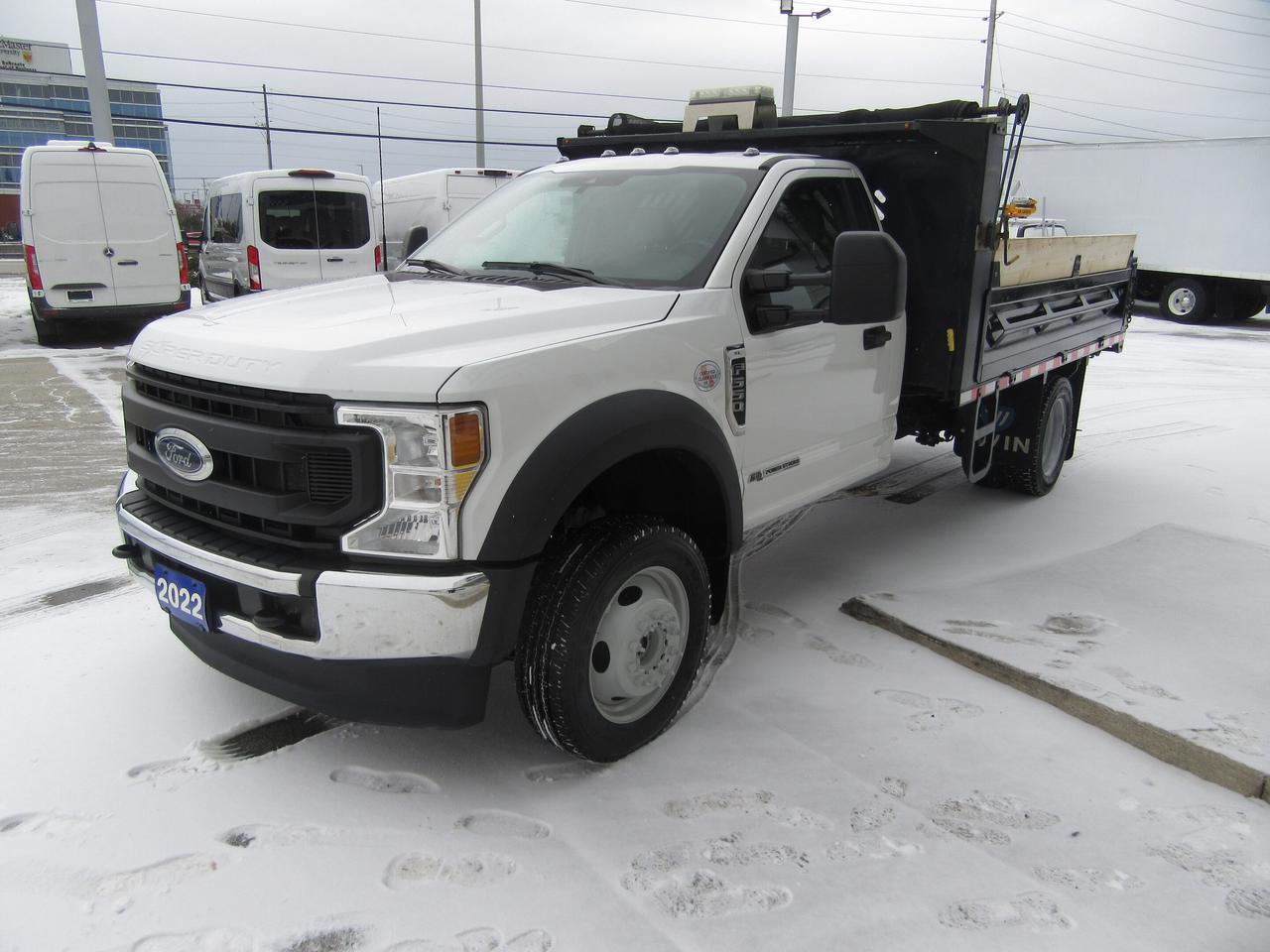 2022 Ford F-550 4X4 DIESEL 12FT DUMP BOX Photo