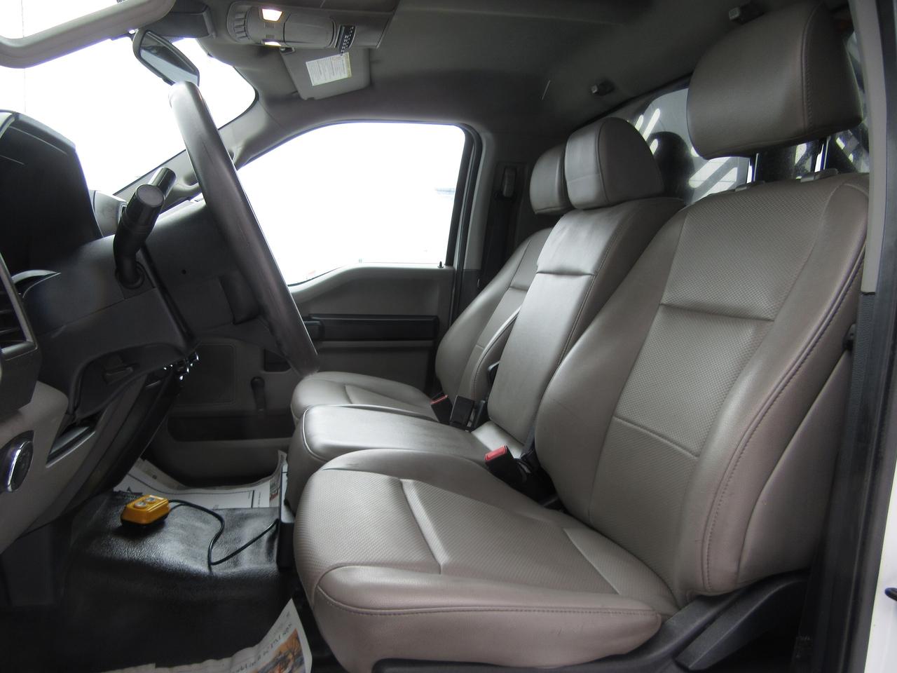 2022 Ford F-550 4X4 DIESEL 12FT DUMP BOX Photo