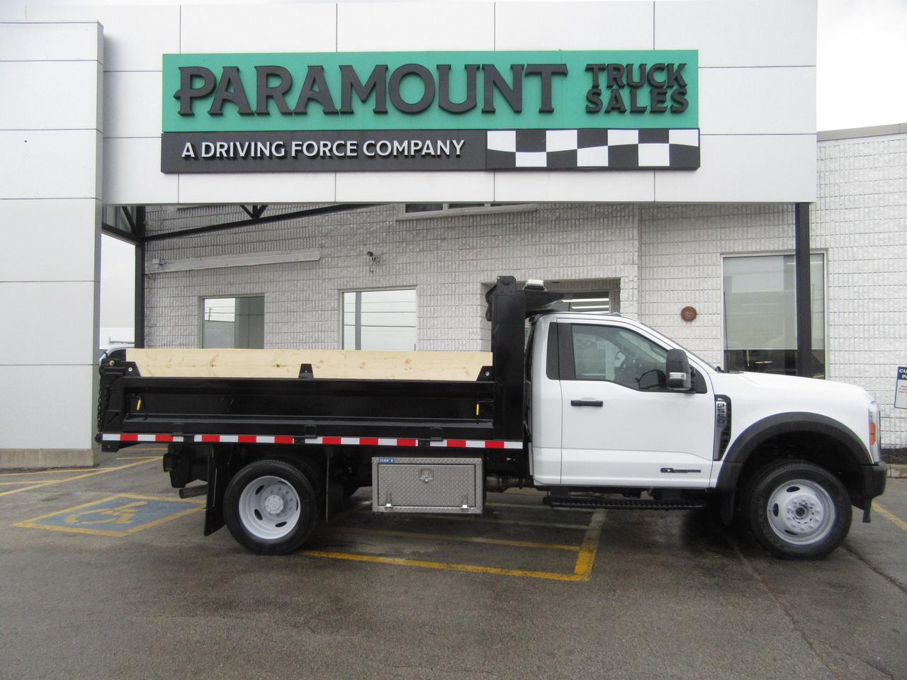 2022 Ford F-550 4X4 DIESEL 12FT STEEL DUMP BOX Photo
