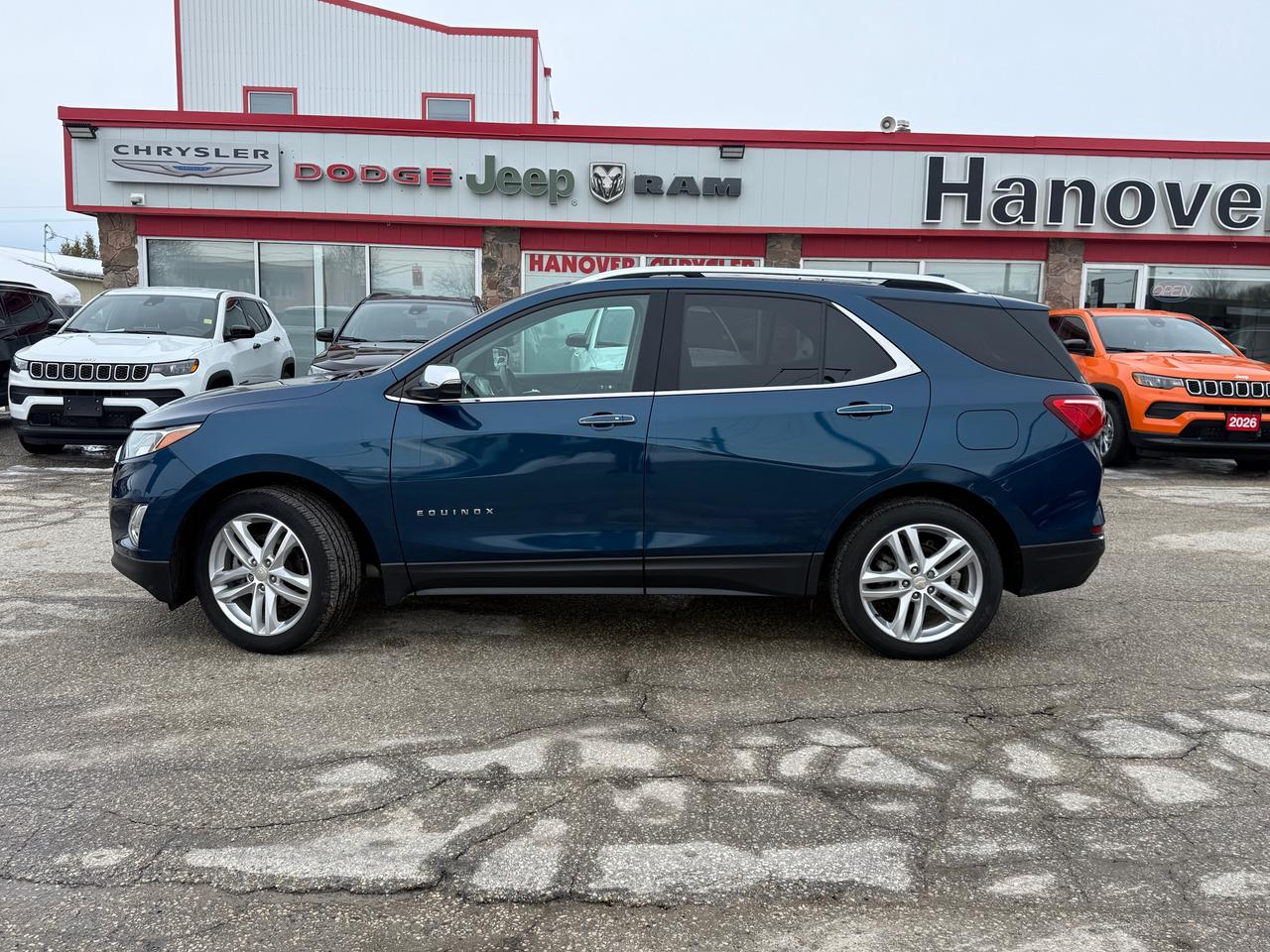 2020 Chevrolet Equinox Premier w/2LZ All-Wheel Drive Photo