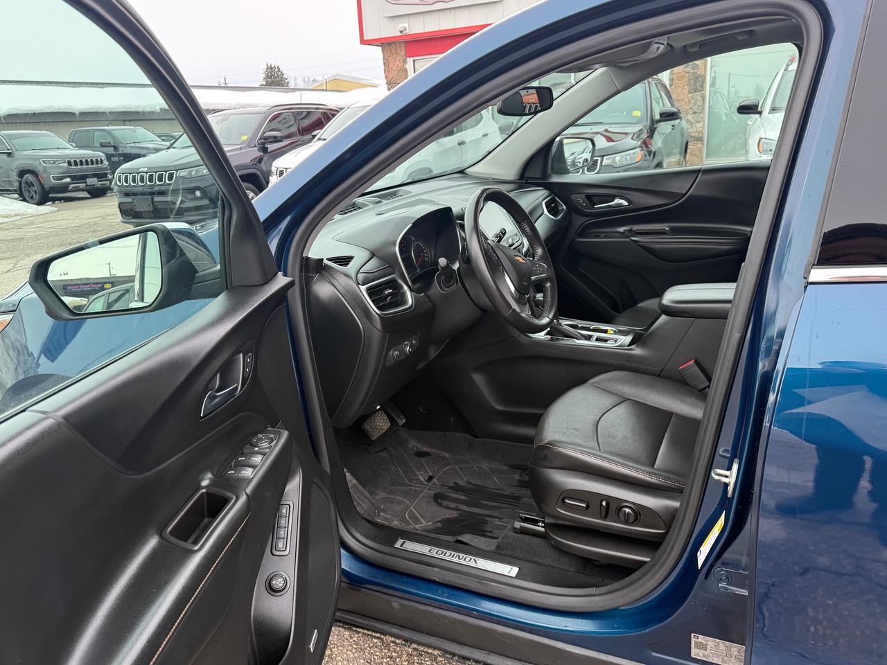 2020 Chevrolet Equinox Premier w/2LZ All-Wheel Drive Photo