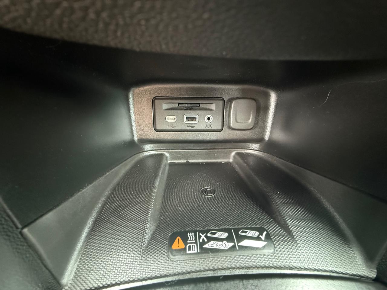 2020 Chevrolet Equinox Premier w/2LZ All-Wheel Drive Photo