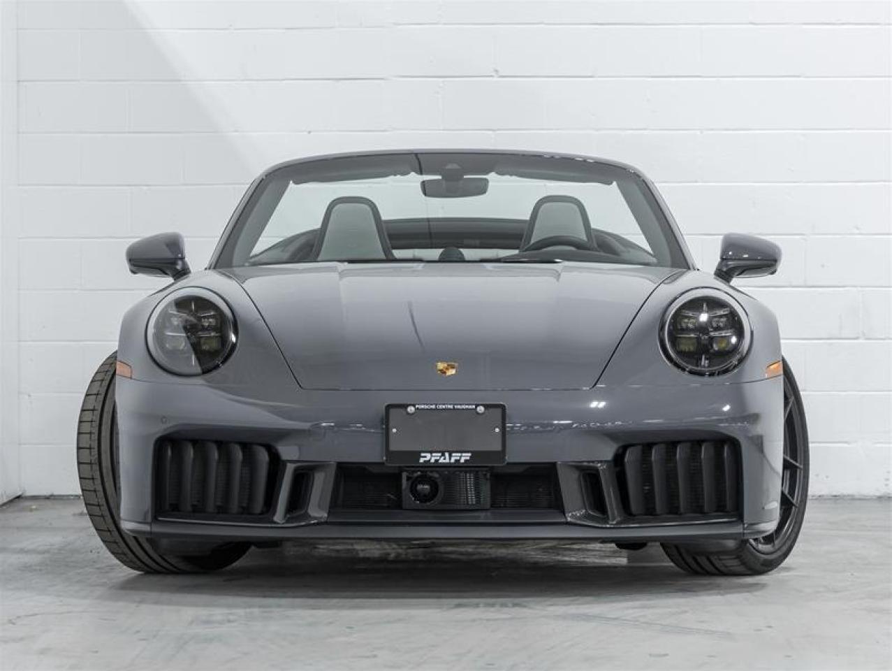 2025 Porsche 911  Photo