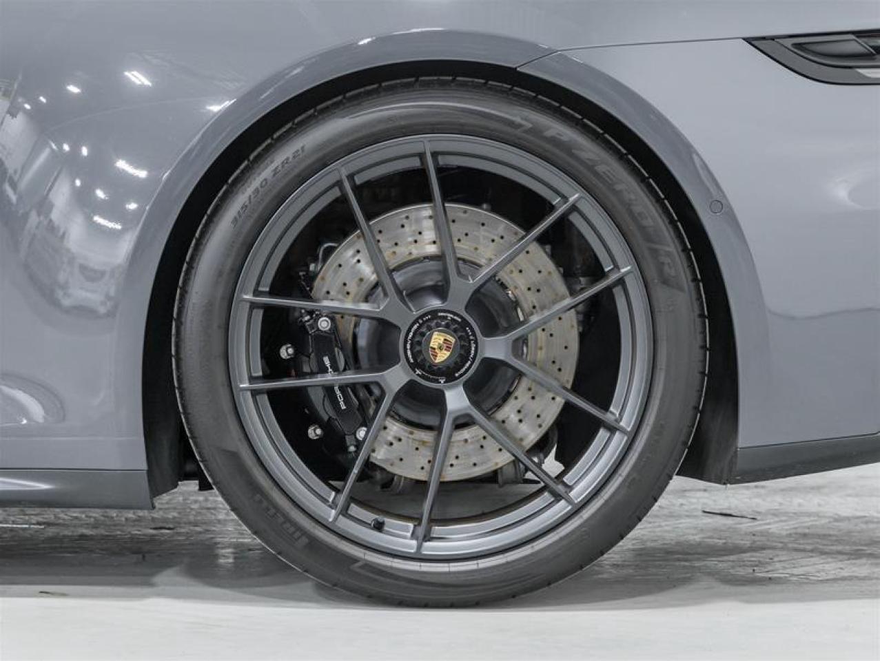 2025 Porsche 911  Photo