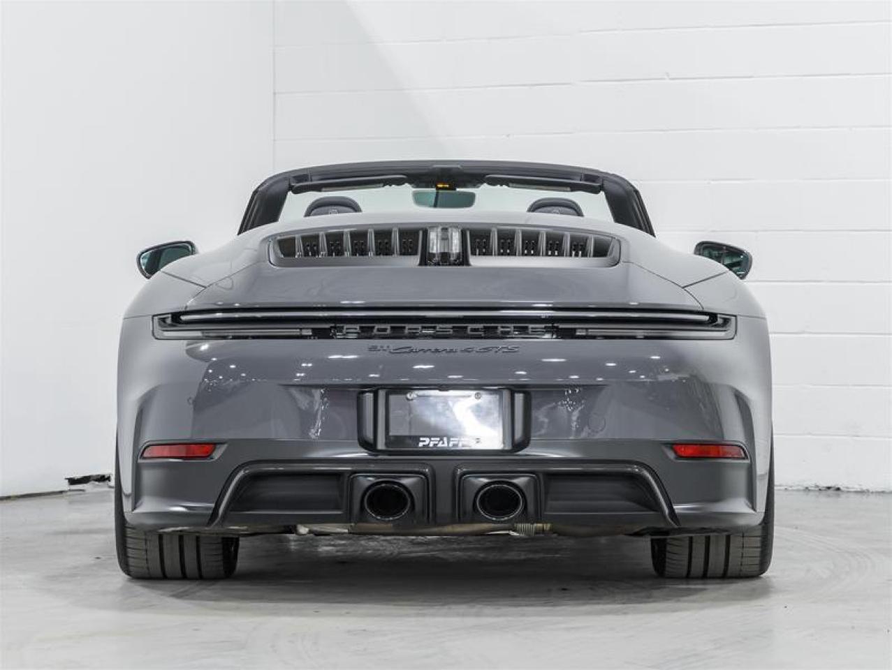 2025 Porsche 911  Photo
