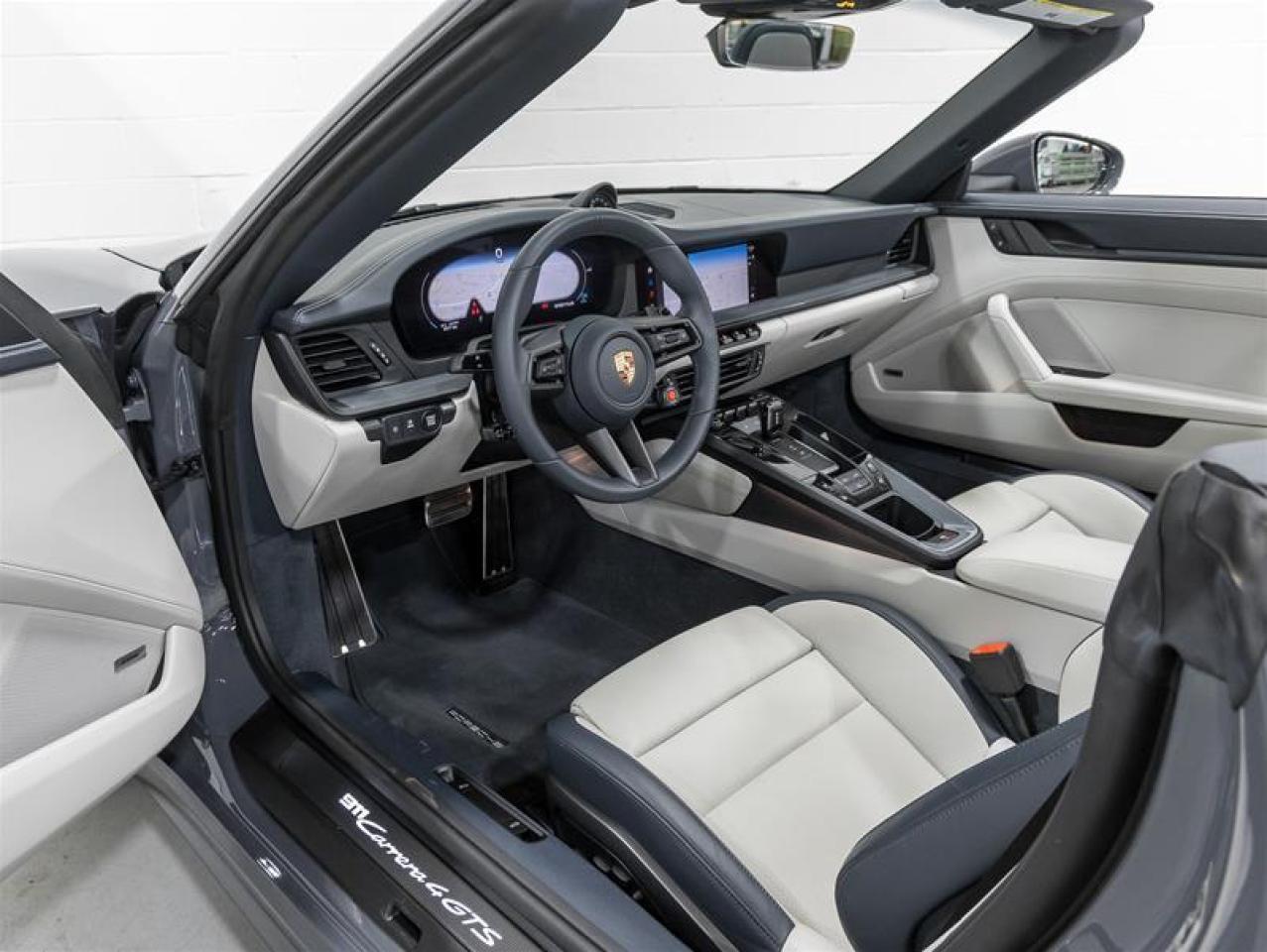 2025 Porsche 911  Photo